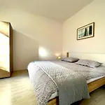 Cosy Old Town Апартаменты *