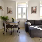Апартаменты Cosy Old Town Пула