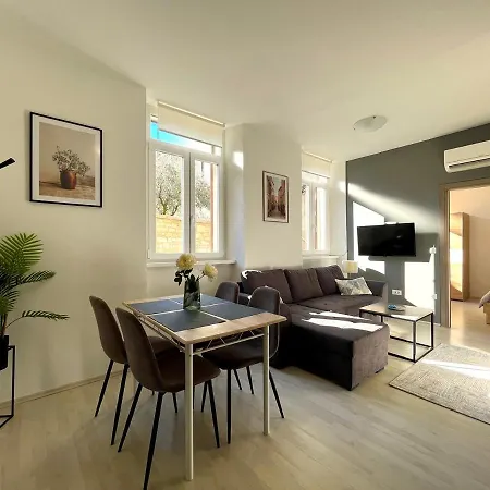 Cosy Old Town דירה