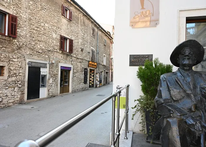 Cosy Old Town Apartman